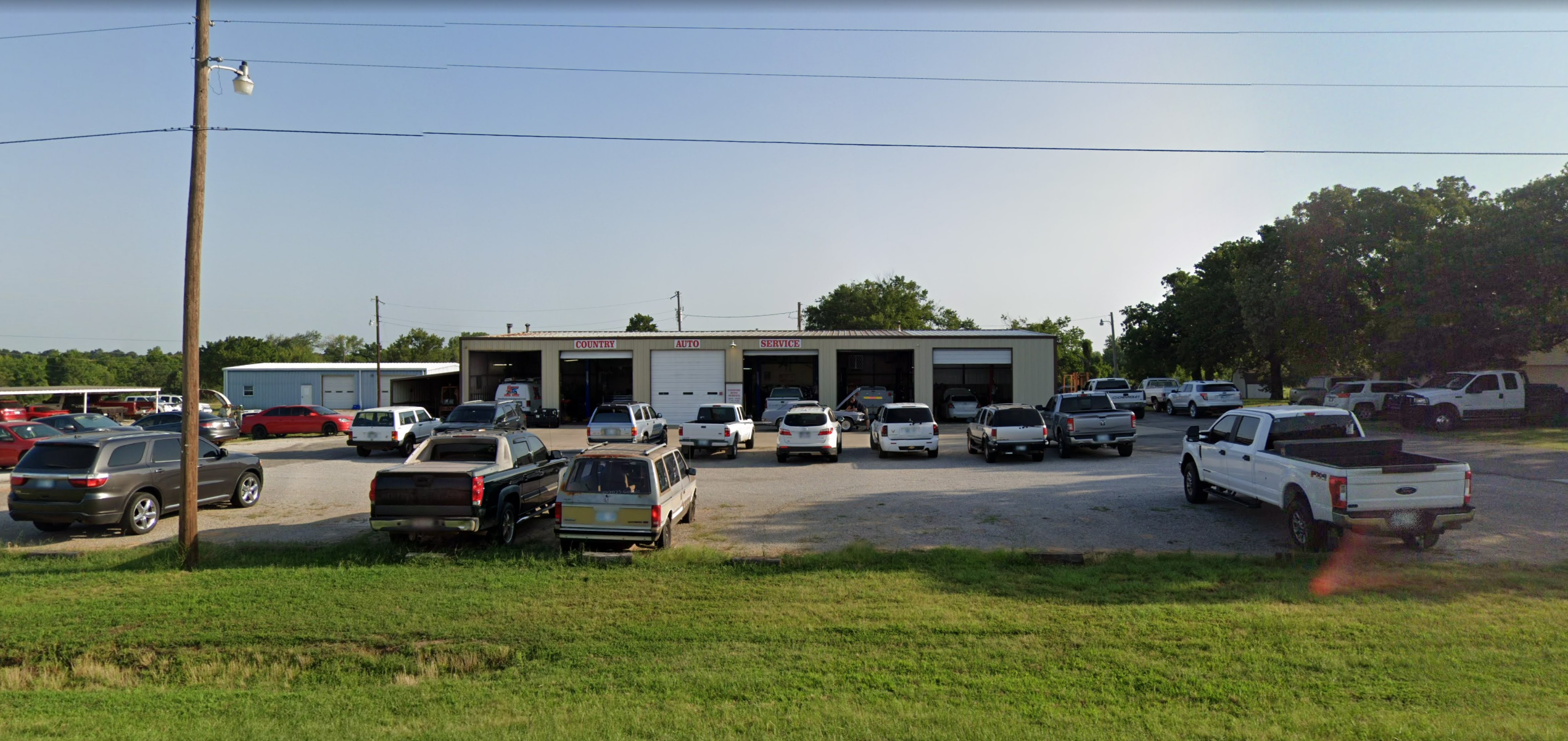 Country Auto Service LLC shop with service bays in McLoud, OK